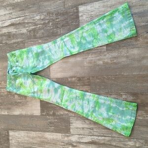 RANCH DRESS'N Fallon Taylor bright green tie dye bootcut jeans sz 0 24x34.5L EUC